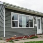The Pros and Cons of Vinyl Siding: Is It Right for Your Home?