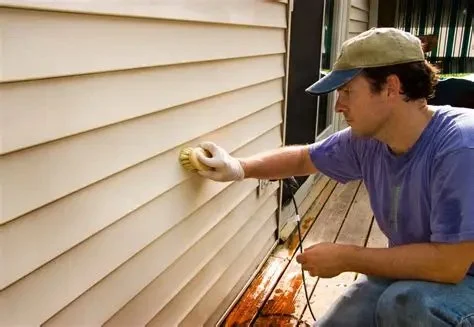 How to Maintain Your Siding Year Round