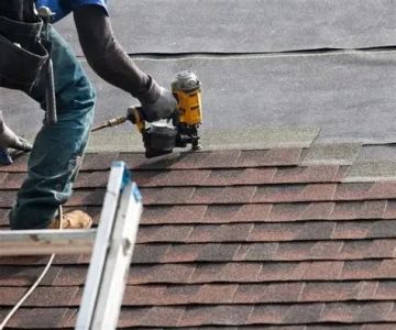 Should I Repair or Replace My Roof? – Expert Guide for U.S. Homeowners