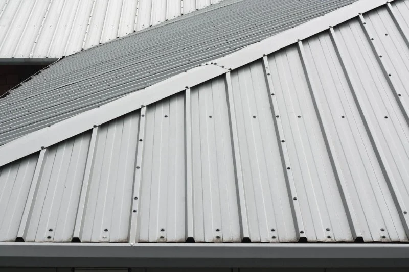 The Complete Guide to Metal Roofing Systems – Benefits, Materials, and Installation