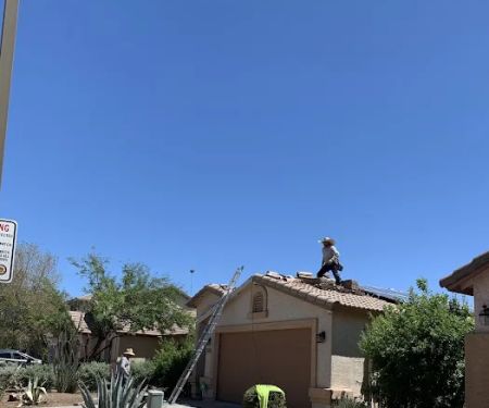 D & M Roofing LLC