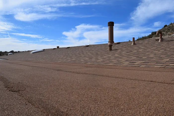 Harvey's Roofing LLC Picture 1
