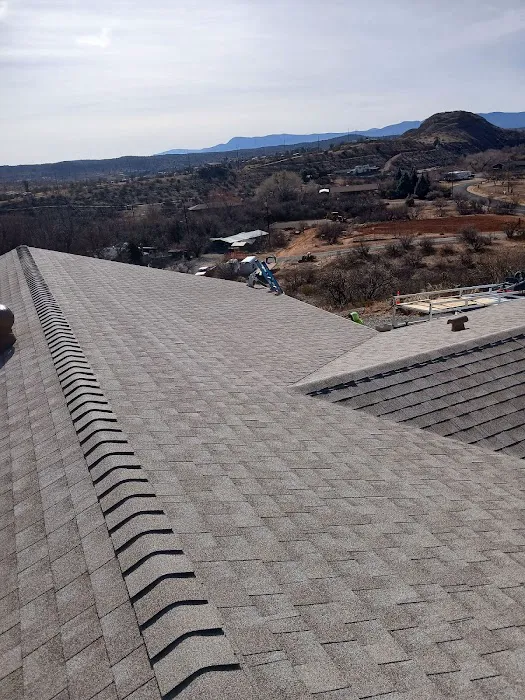 Hales Roofing LLC Picture 1