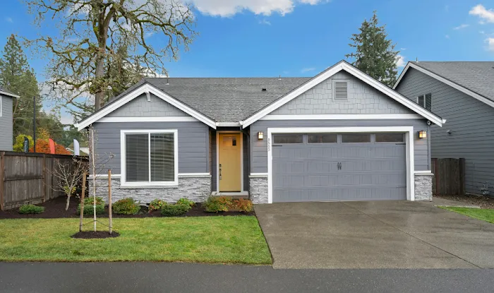 Kevin Siding Contractor Picture 1