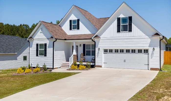 Kevin Siding Contractor Picture 2