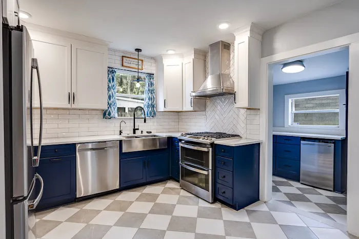 Lavender House Contracting Picture 1