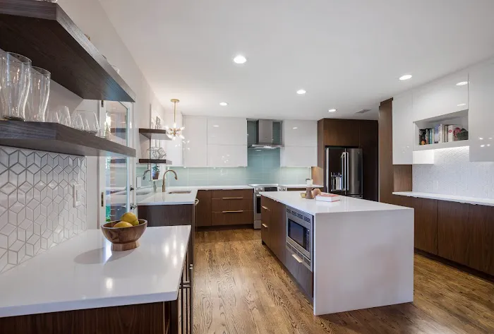BeeTree Homes Picture 2