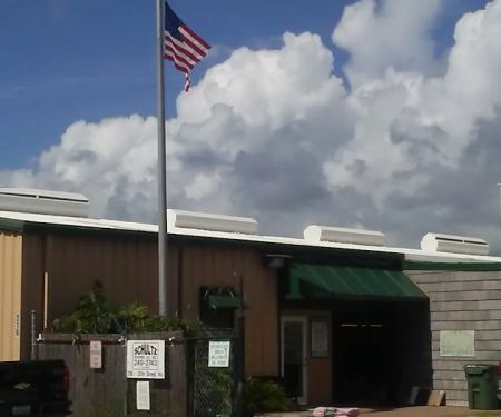 Schultz Roofing Co Inc
