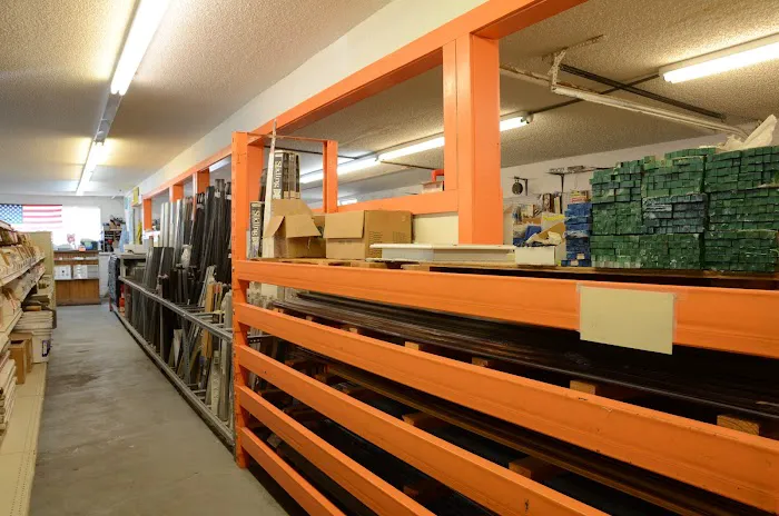 Bargain Warehouse Picture 4