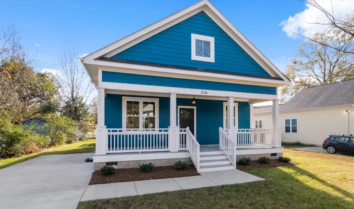 KH Siding & Windows Picture 1