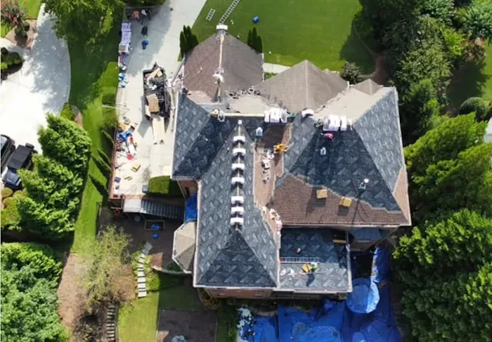 Supreme Roofing and Reconstruction Picture 3