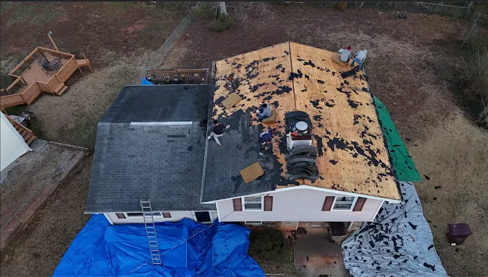 Supreme Roofing and Reconstruction Picture 4