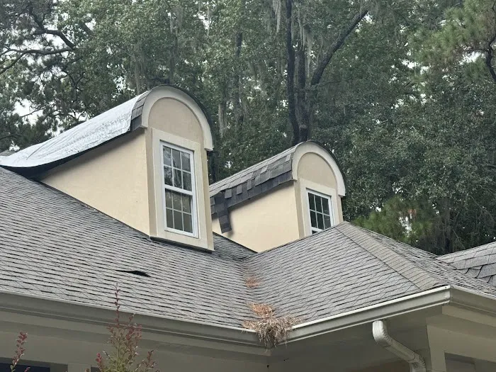 LowCo Roofing and Exteriors Picture 9