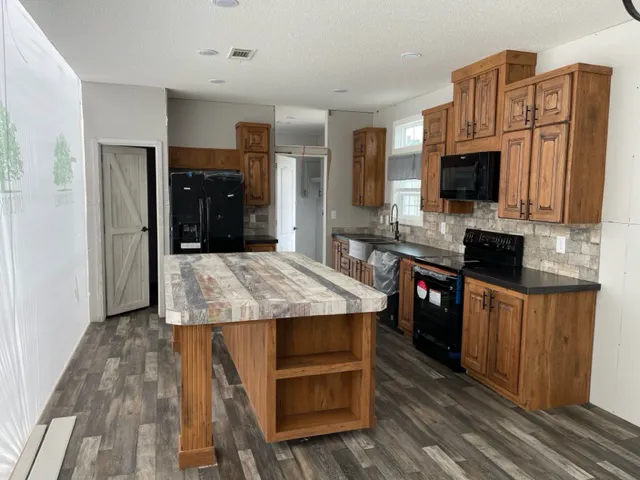 Live Oak Homes Picture 2