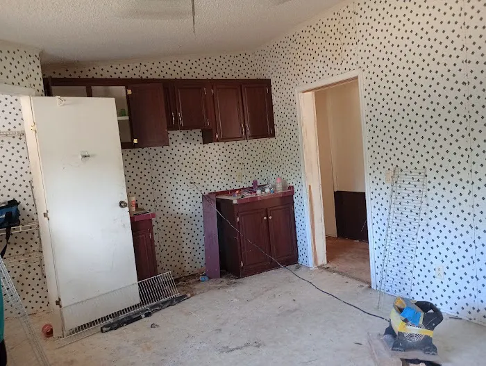 Colony Roofing and Handyman Services Picture 10