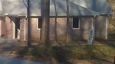 Premier Seamless Gutters, LLC Picture 1