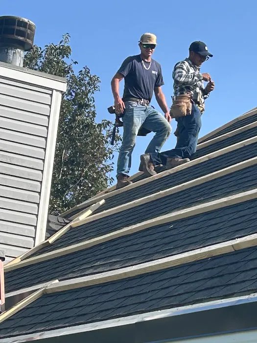 Blanchett Roofing & Construction Picture 1
