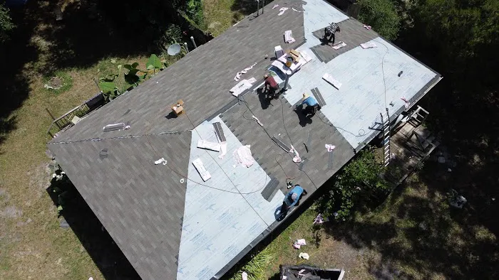 352's Roofing & Gutters Picture 4