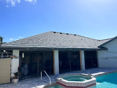 Albany Roofing Crew Picture 1