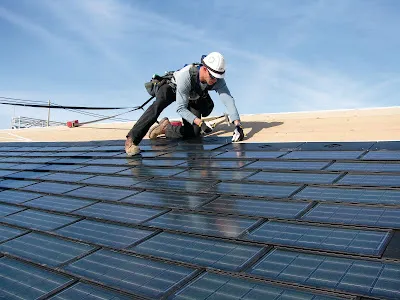 Albany Roofing Crew Picture 3