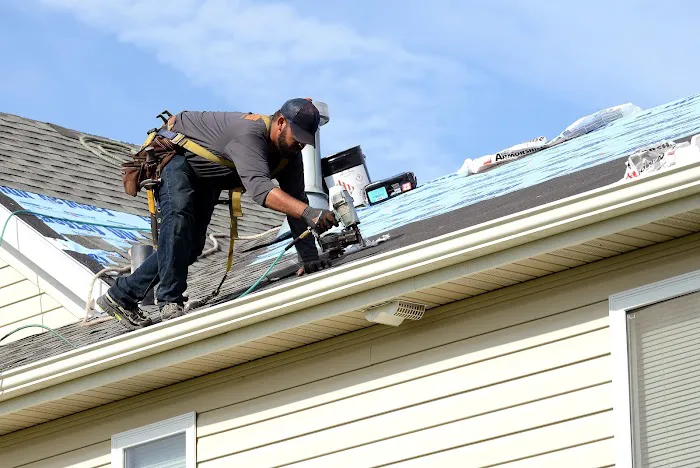 Albany Roofing Crew Picture 2