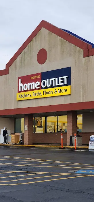Home Outlet Picture 3
