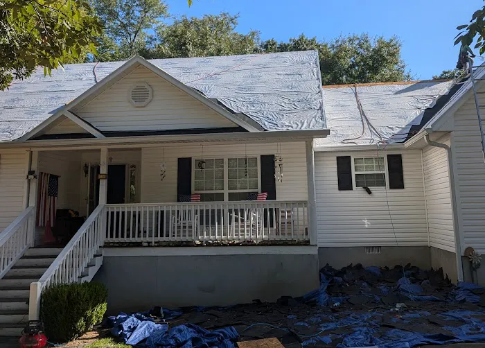 Crosby Roofing & Seamless Gutters Picture 6