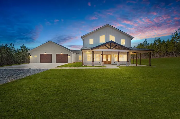 Southern Exteriors Picture 6