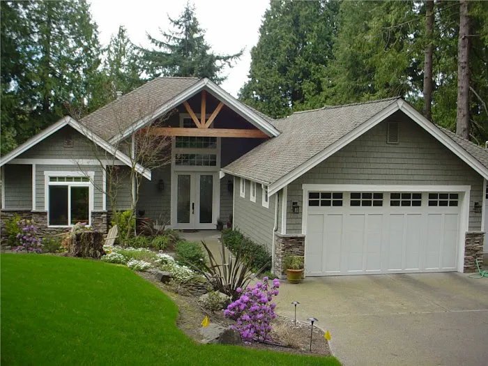 Pacific Exteriors LLC Picture 10