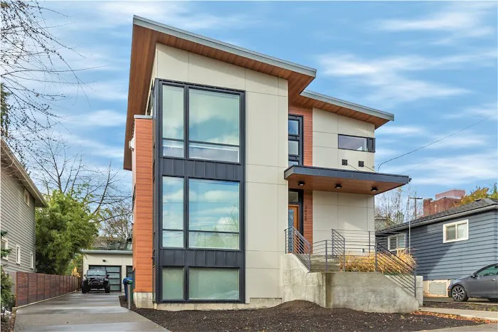 Pacific Exteriors LLC Picture 4