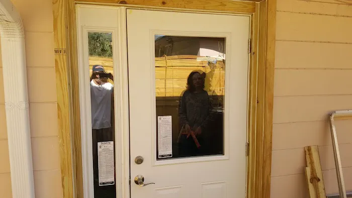 Siding Installers Picture 1