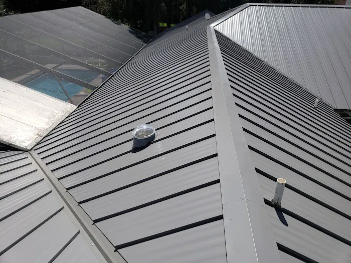 AGM Roofing Picture 3
