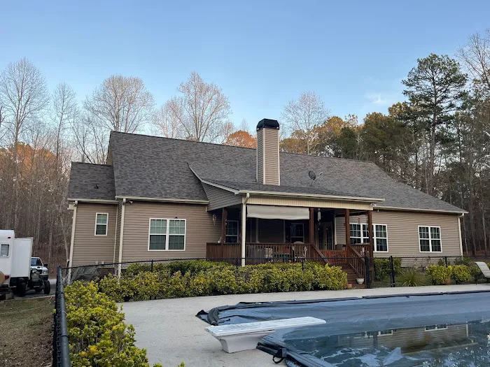 EXTRA ROOFING by Linaje Enterprises LLC Picture 3