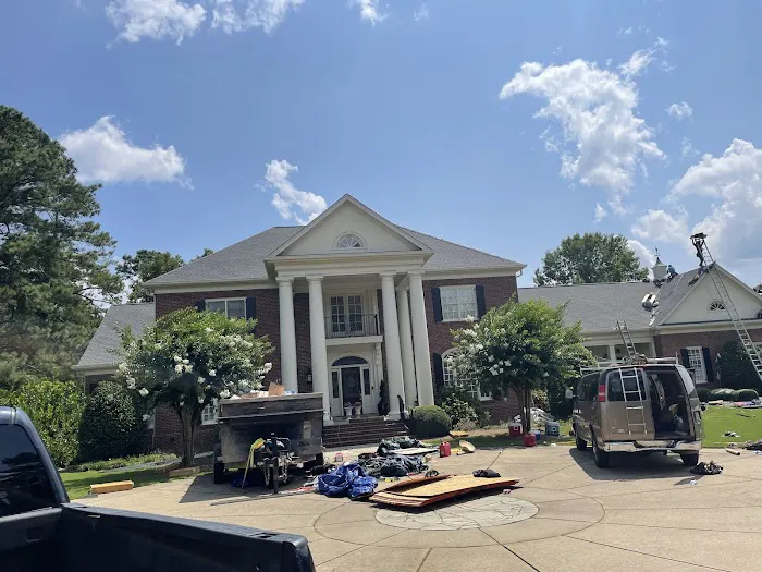 OnPoint Roofing and Renovations Picture 1
