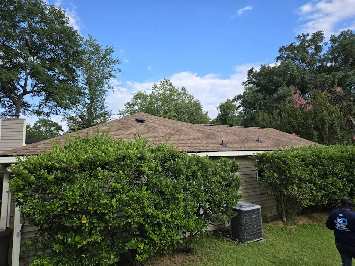 J&D Five Star Roofing Picture 3