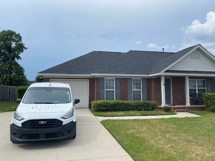 R L Hayes Roofing & Repairs Picture 5
