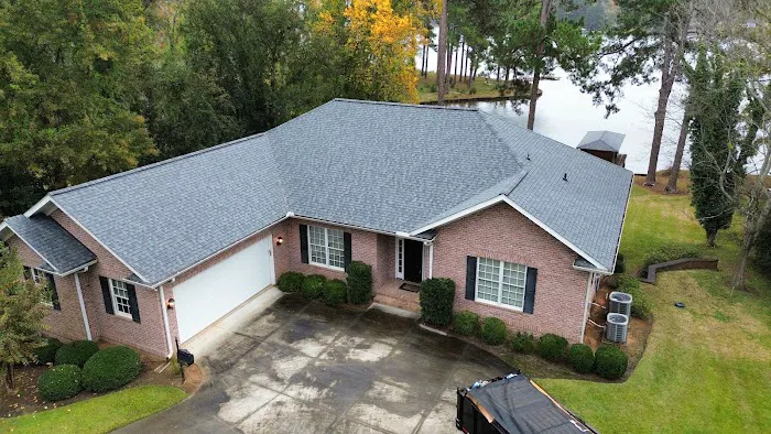 Javy's Roofing Picture 4