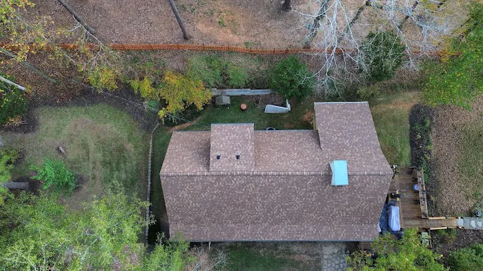 Javy's Roofing Picture 1