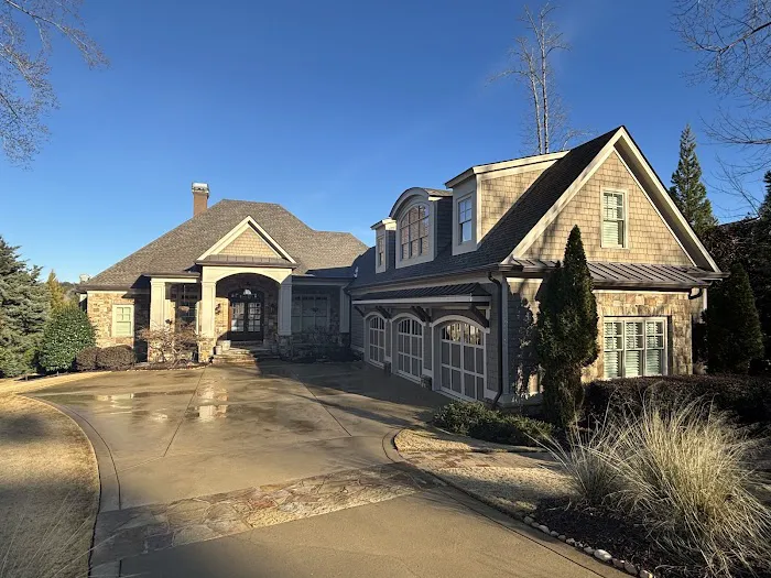 Joe's Roofing LLC Picture 1