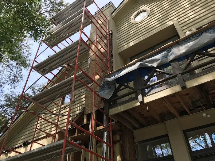 Premier Roofing Picture 1