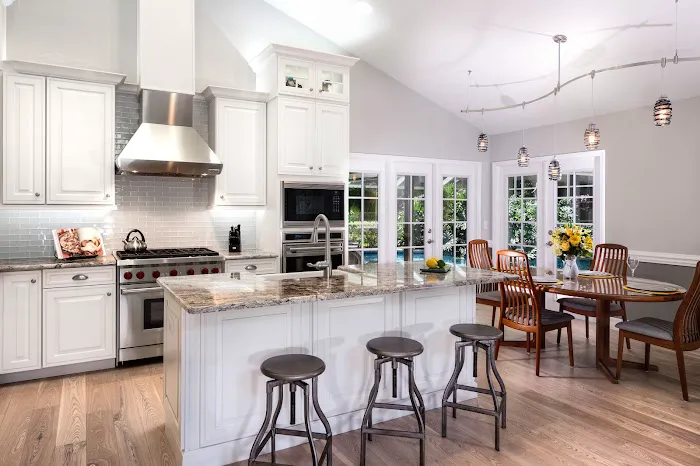 Robinson Renovation & Custom Homes, Inc. Picture 8