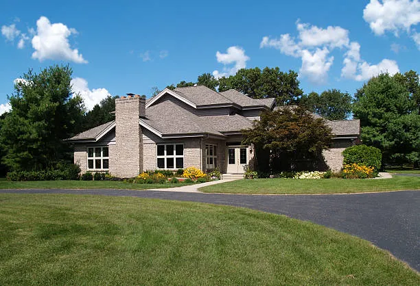 352 Roofing & Gutters Picture 5