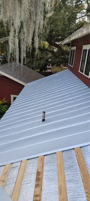 352 Roofing & Gutters Picture 2