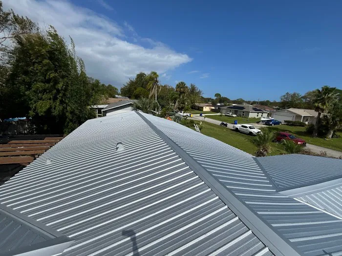 Riverview Roofing Picture 1