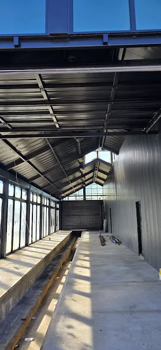 D & G Roofing and Painting Picture 9