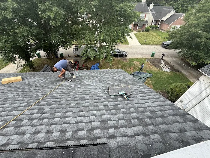 C and I roofing llc Picture 2