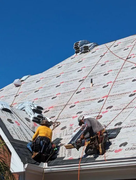 Revive Roofing Team Picture 4