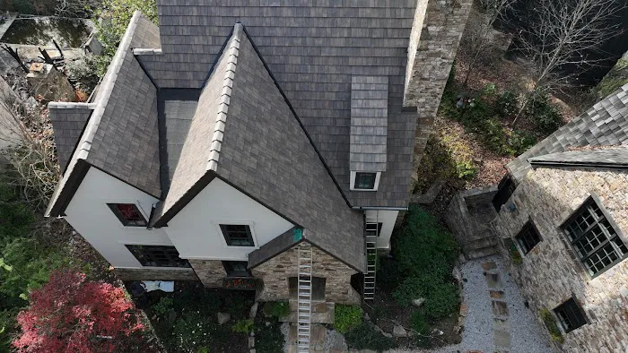 HILL TOP ROOFING & CONSTRUCTION Picture 5