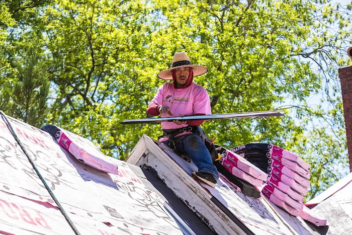 Outdoor Makeover Roofs & Exteriors LLC Picture 3