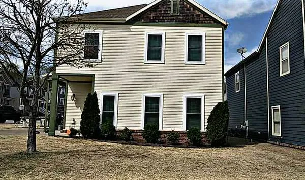 Atlanta Roofing and Siding Picture 1